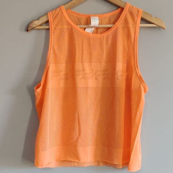 ✔️📸Fabletics Mesh Tank Top - Picture 1 of 3